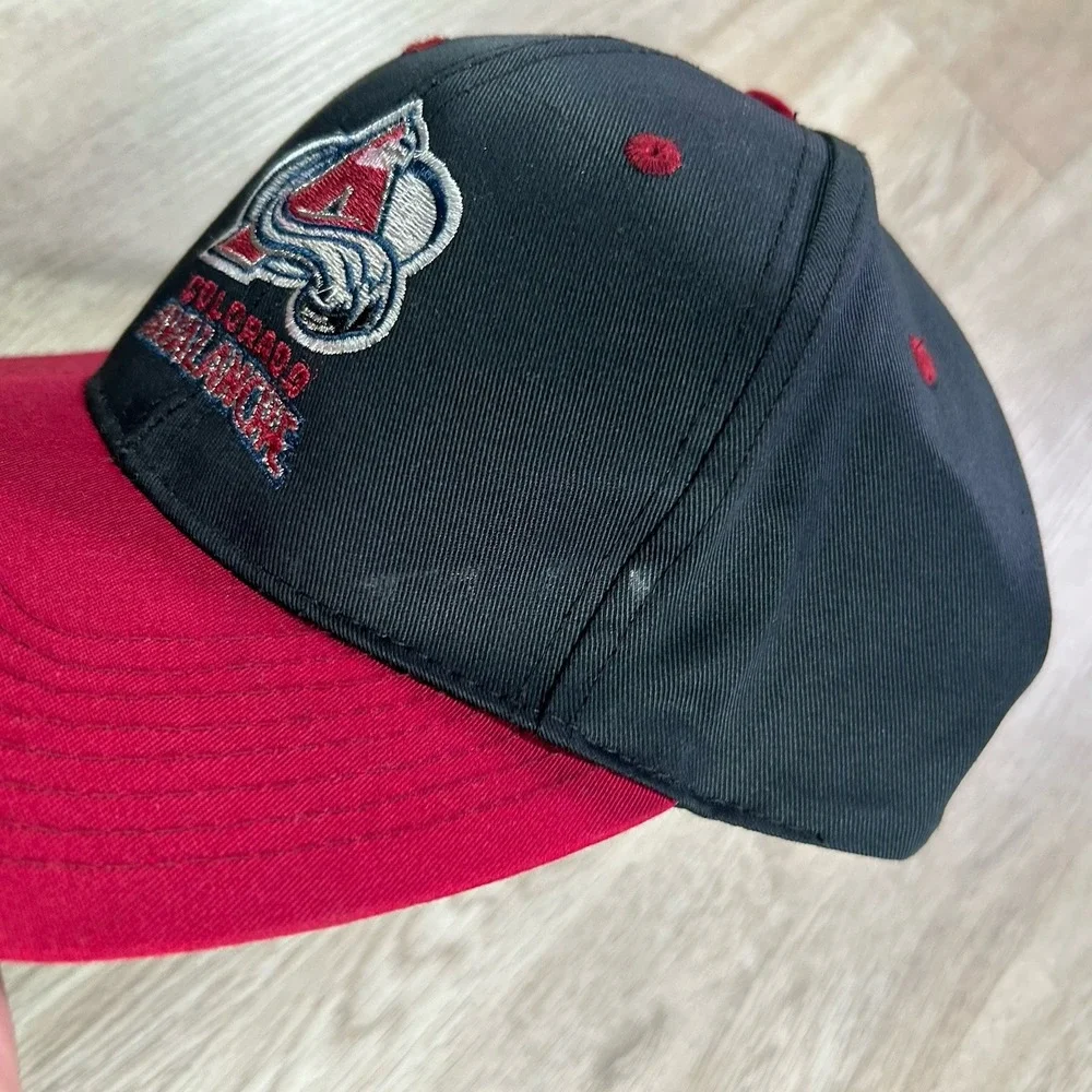 VTG Colorado Avalanche Snapback Hat NHL Hockey Twins‎ Black Cap